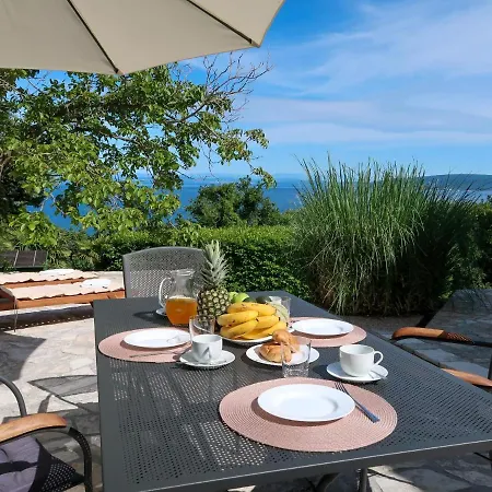 Makvic By Interhome Ferienhaus Mošćenička Draga