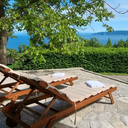 Makvic By Interhome * Mošćenička Draga