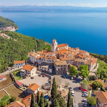 Makvic By Interhome Ferienhaus Mošćenička Draga